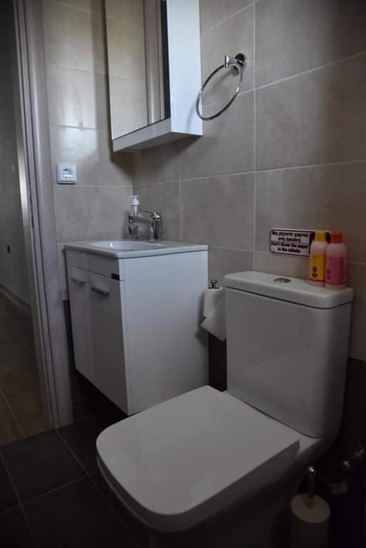 Lechaio Family Apartments 4 מראה חיצוני תמונה